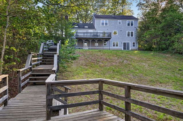 45 Eastview Terrace, Marstons Mills, MA 02648