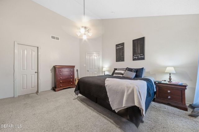 5476 FRANCISCO ROQUE Drive, El Paso, TX 79934