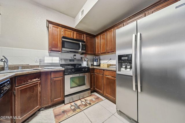 5476 FRANCISCO ROQUE Drive, El Paso, TX 79934