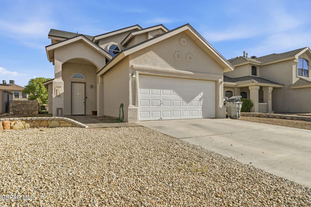 5476 FRANCISCO ROQUE Drive, El Paso, TX 79934