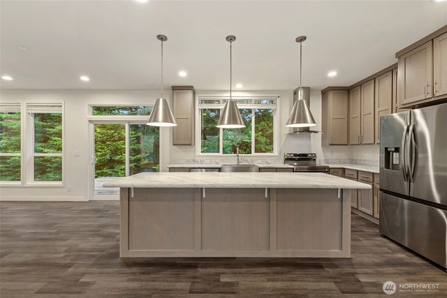 38143 State Route 20, Oak Harbor, WA 98277