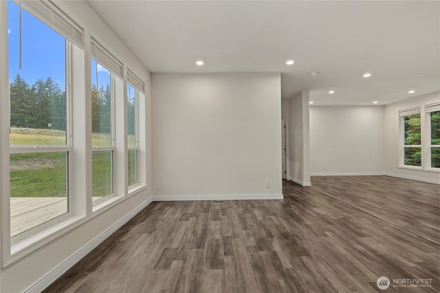 38143 State Route 20, Oak Harbor, WA 98277