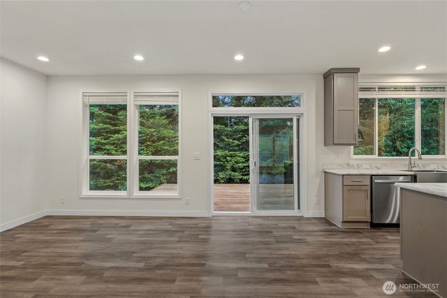 38143 State Route 20, Oak Harbor, WA 98277