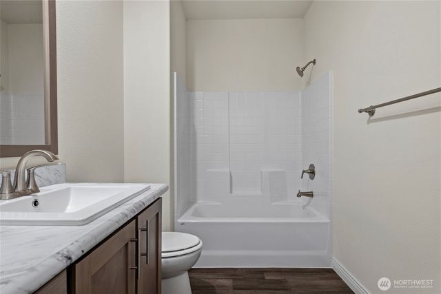 38143 State Route 20, Oak Harbor, WA 98277