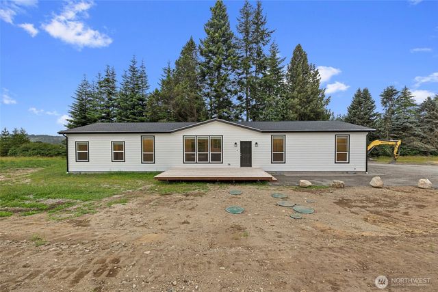 38143 State Route 20, Oak Harbor, WA 98277