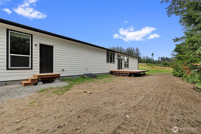 38143 State Route 20, Oak Harbor, WA 98277