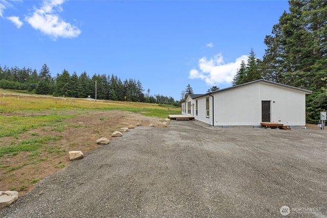 38143 State Route 20, Oak Harbor, WA 98277