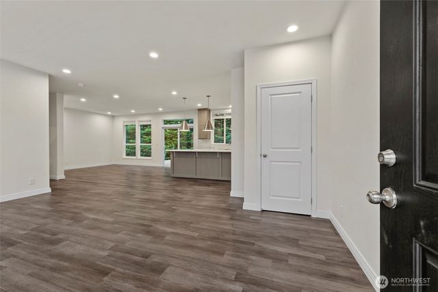 38143 State Route 20, Oak Harbor, WA 98277