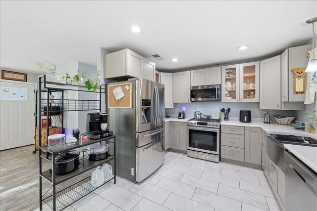 321 S 44th Street, Orange, TX 77630