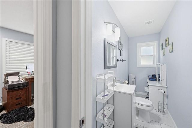 321 S 44th Street, Orange, TX 77630