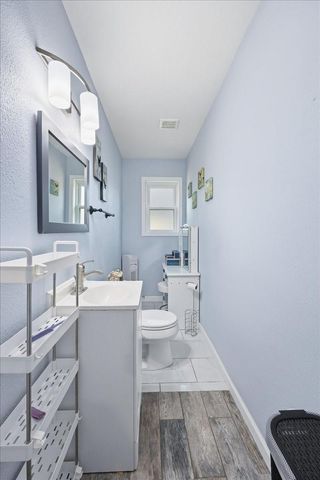 321 S 44th Street, Orange, TX 77630