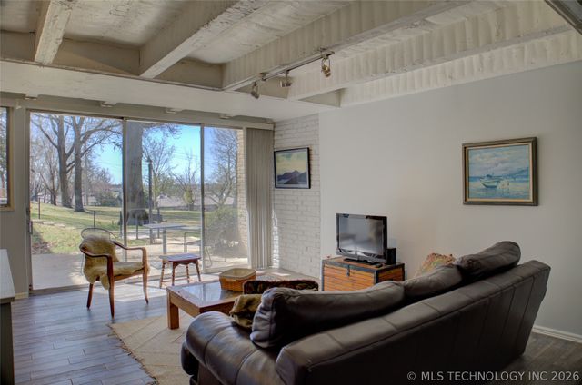 611 W 15th Street E1, Tulsa, OK 74127