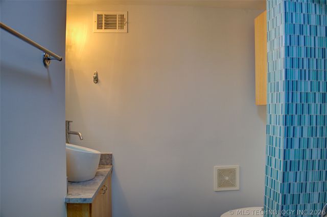 611 W 15th Street E1, Tulsa, OK 74127