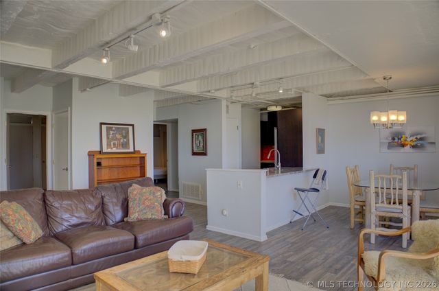 611 W 15th Street E1, Tulsa, OK 74127