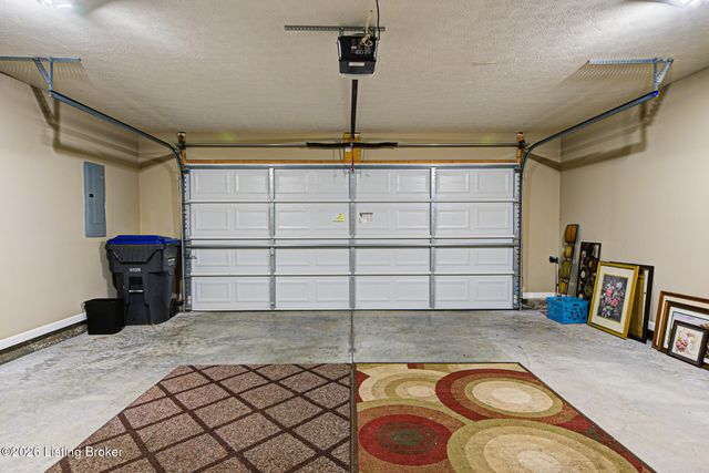 10607 Glenmary Springs Dr, Louisville, KY 40291