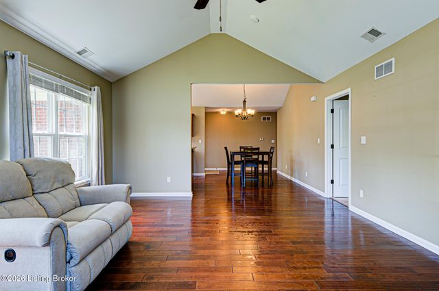 10607 Glenmary Springs Dr, Louisville, KY 40291