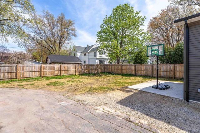 57 N PARK AVENUE, Fond Du Lac, WI 54935