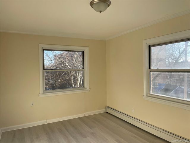 95-12 67 Av 2F, Rego Park, NY 11374