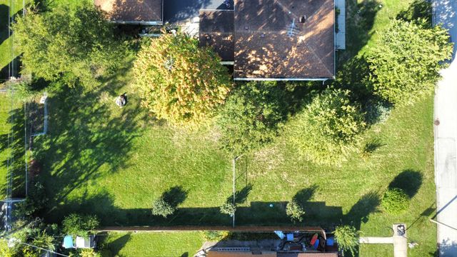 14328 Lawndale Avenue, Midlothian, IL 60445