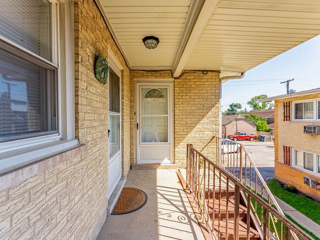 4215 HARLEM Avenue 8, Stickney, IL 60402