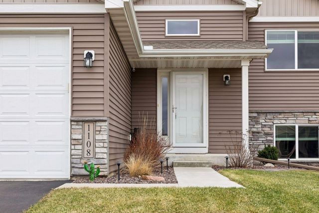 1108 Olivia Street SE, New Prague, MN 56071