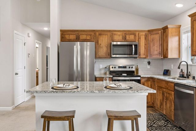 1108 Olivia Street SE, New Prague, MN 56071