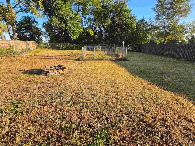 1504 NW 4th Street, Abilene, KS 67410