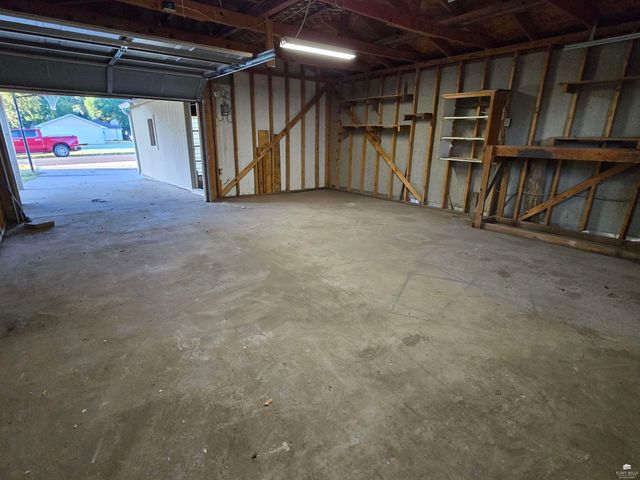 1504 NW 4th Street, Abilene, KS 67410