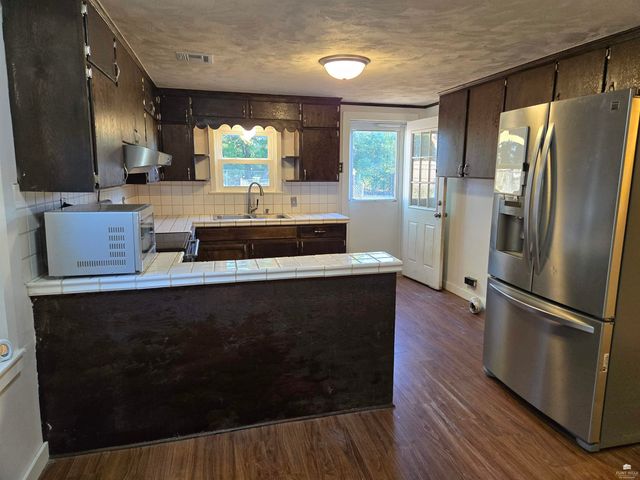 1504 NW 4th Street, Abilene, KS 67410