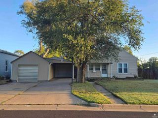 1504 NW 4th Street, Abilene, KS 67410