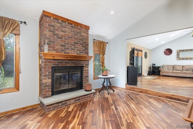 5866 Lakecrest Drive, Hamburg, NY 14085