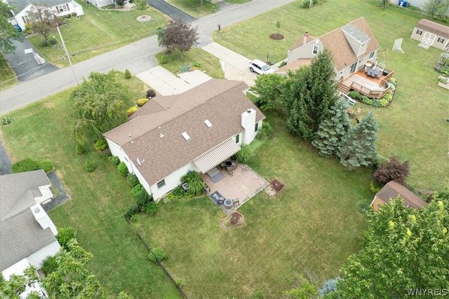 5866 Lakecrest Drive, Hamburg, NY 14085