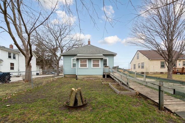 1319 George L Street, Faribault, MN 55021