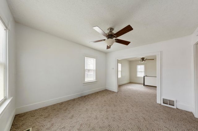 1319 George L Street, Faribault, MN 55021