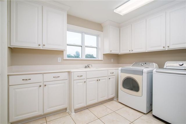 15 VAN MOL Road, Alexandria, LA 71302
