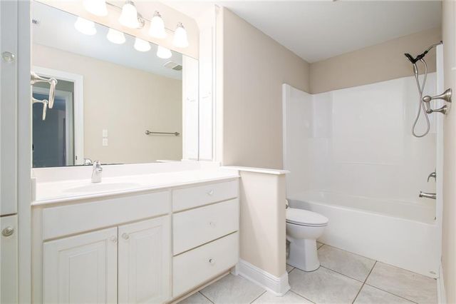 15 VAN MOL Road, Alexandria, LA 71302
