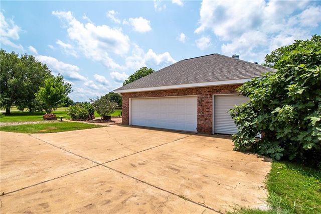 15 VAN MOL Road, Alexandria, LA 71302