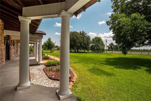 15 VAN MOL Road, Alexandria, LA 71302