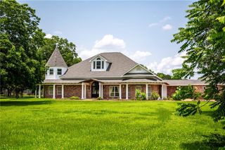 15 VAN MOL Road, Alexandria, LA 71302