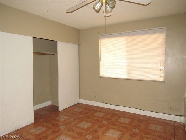 120 Bel Port Drive 121, Las Vegas, NV 89110