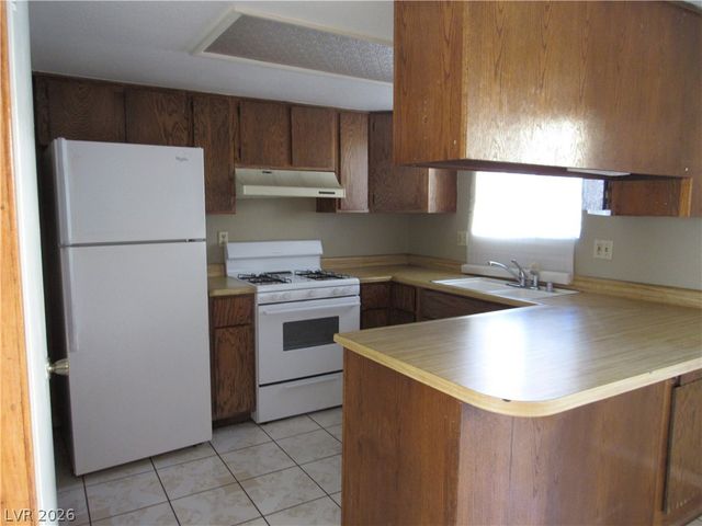 120 Bel Port Drive 121, Las Vegas, NV 89110