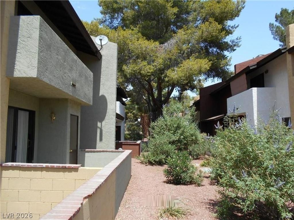 120 Bel Port Drive 121, Las Vegas, NV 89110