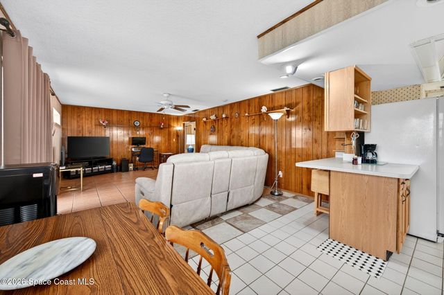 956 Waialae Circle NE, Palm Bay, FL 32905