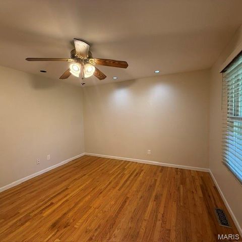 127 Linnview Drive, St Louis, MO 63129