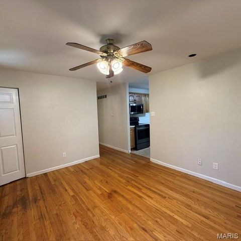 127 Linnview Drive, St Louis, MO 63129