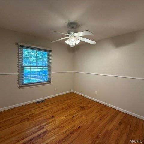 127 Linnview Drive, St Louis, MO 63129