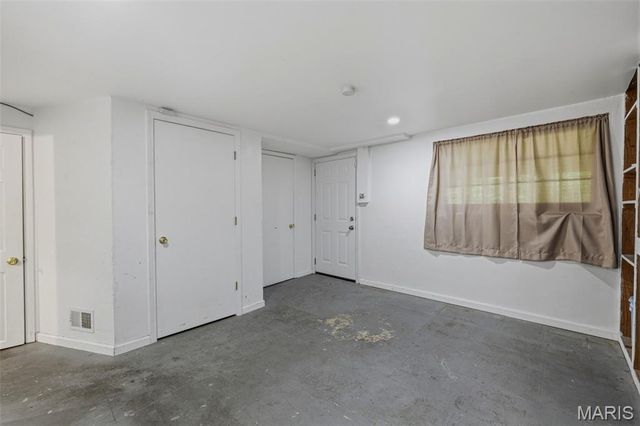 127 Linnview Drive, St Louis, MO 63129