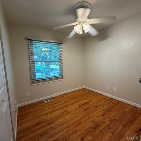 127 Linnview Drive, St Louis, MO 63129