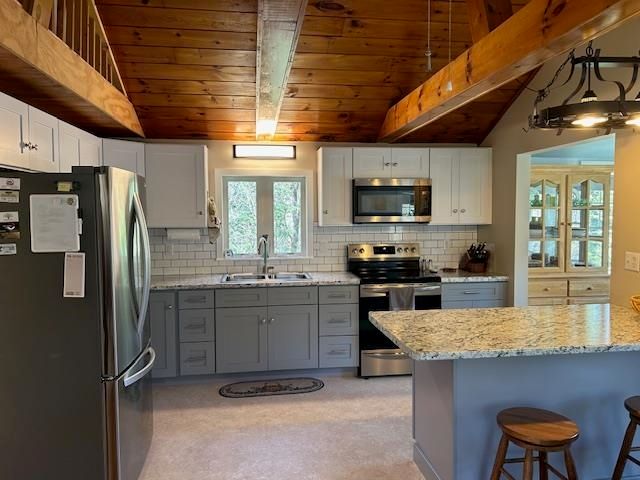 127 Hollow Road, Stewartstown, NH 03576