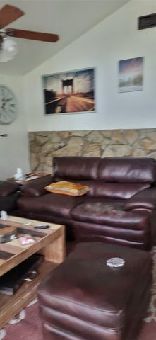 819 Oak Landing Circle, Kemp, TX 75143